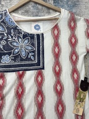 Double D Ranch White Tee with Red Ikat Stripes & Bandana Patch RTL $225 S NWT